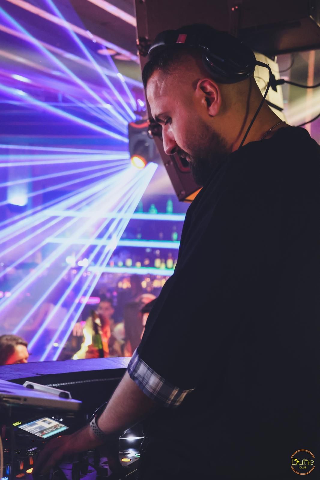 DJ (5)