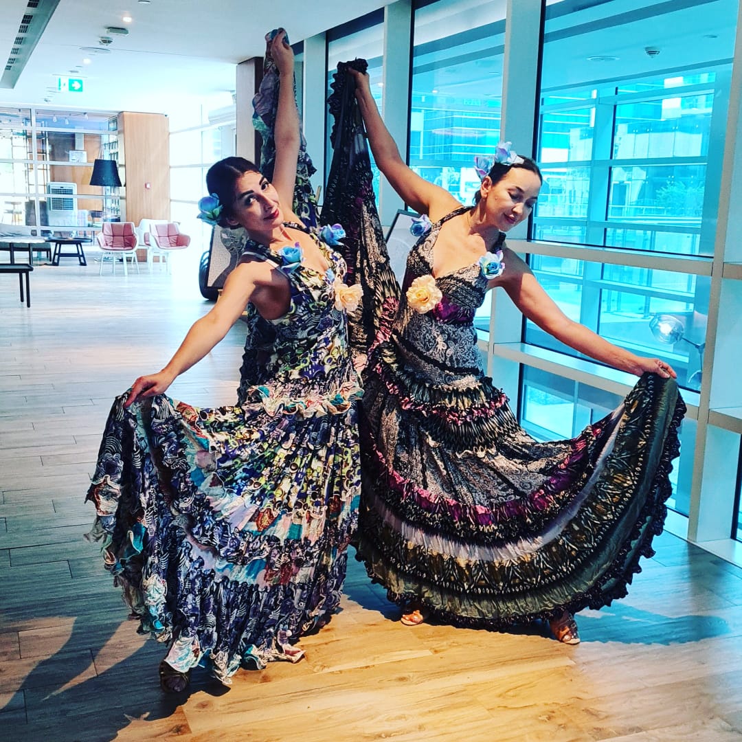 Flamenco Dancers (1)