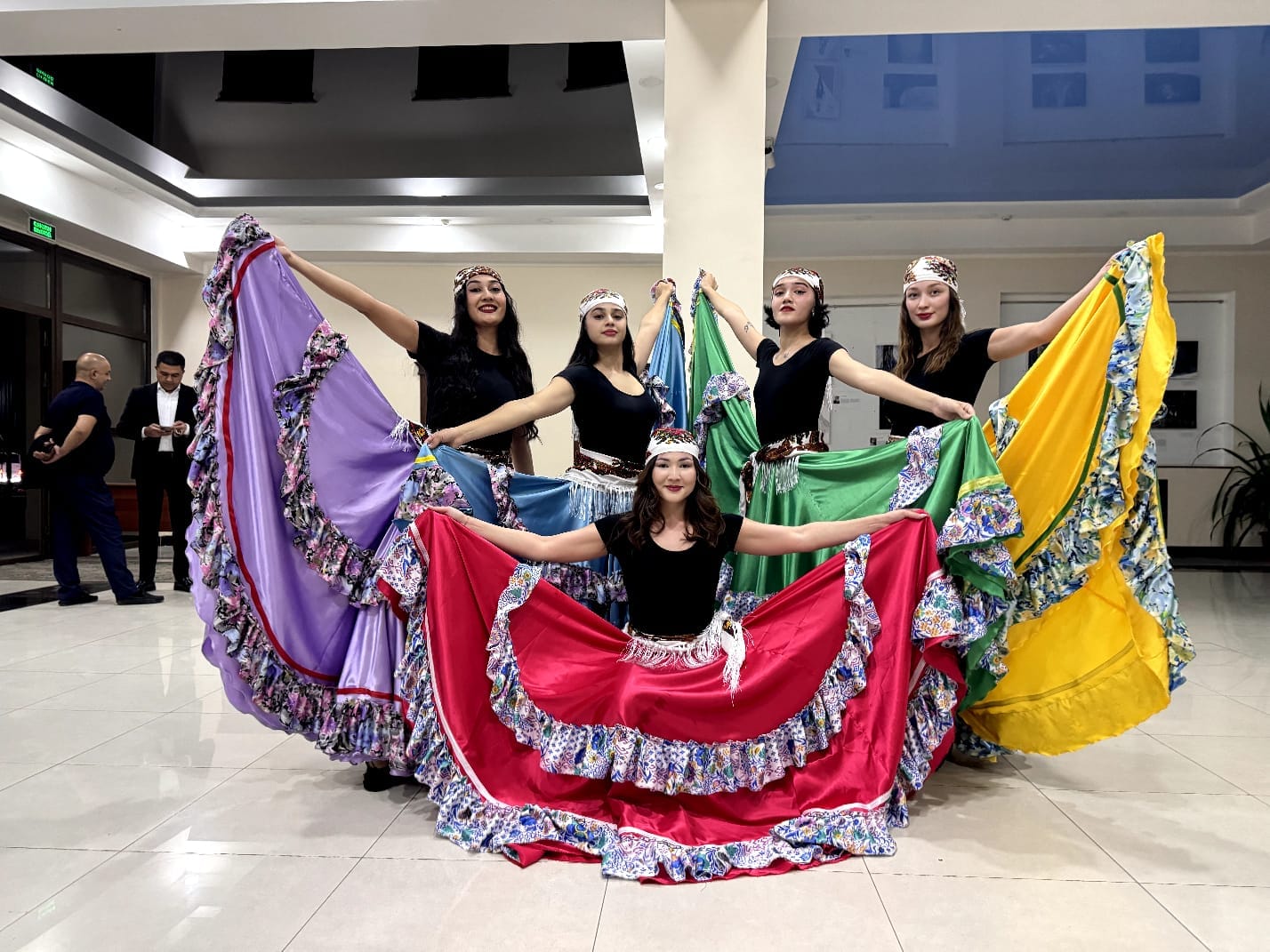 Flamenco Dancers (2)