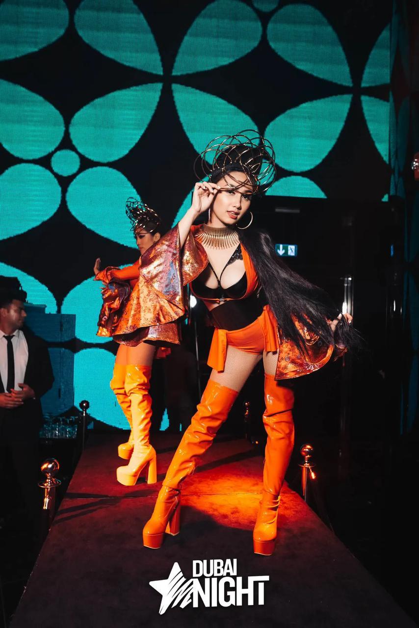 Go Go Dancers (4)