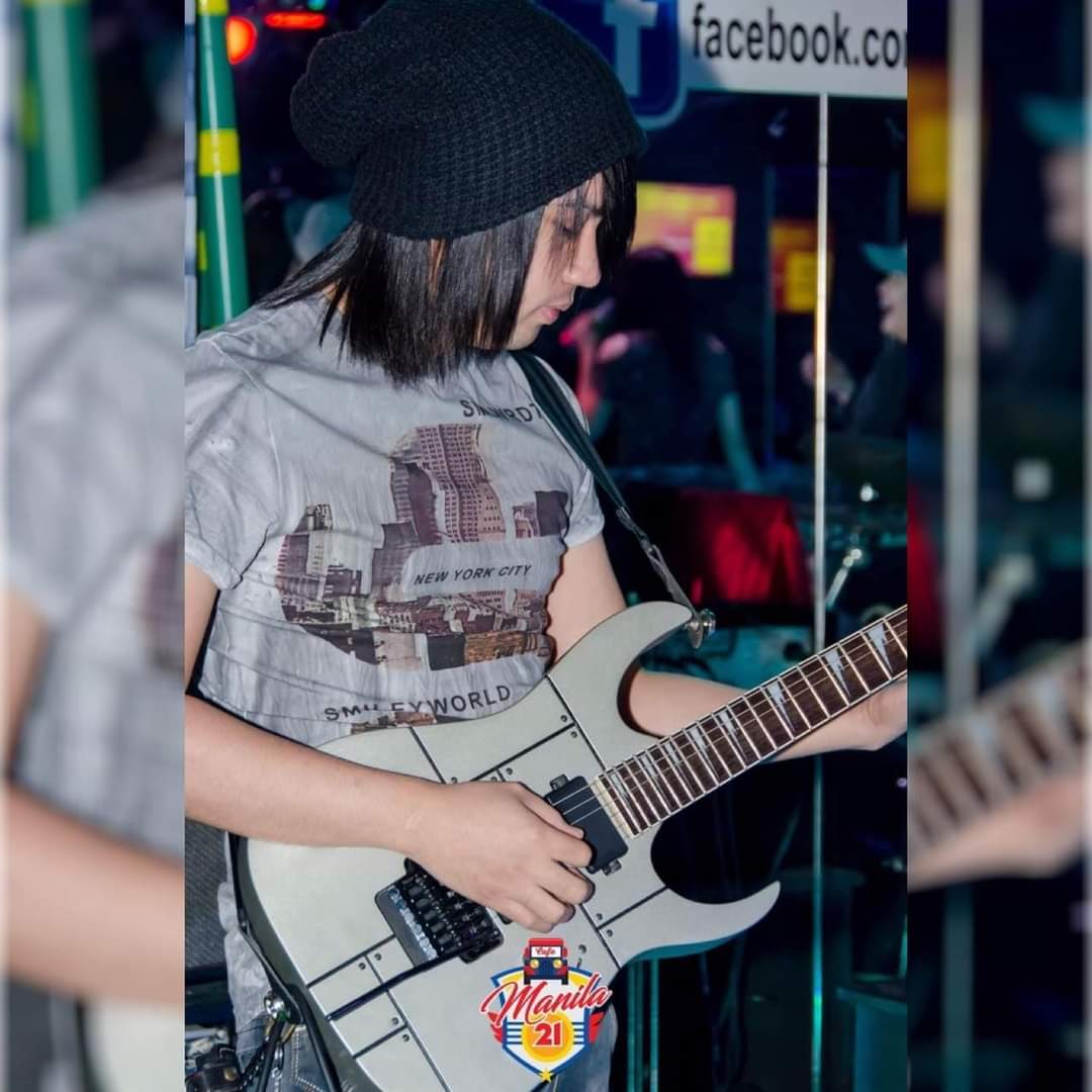 Guitarist (6)