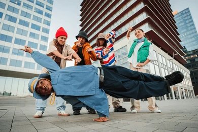 Hiphop Dancers (7)