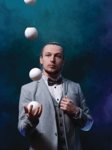 Juggling Show (1)