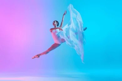 Jumping Dancers (3)