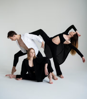 Modern Dancers (6)