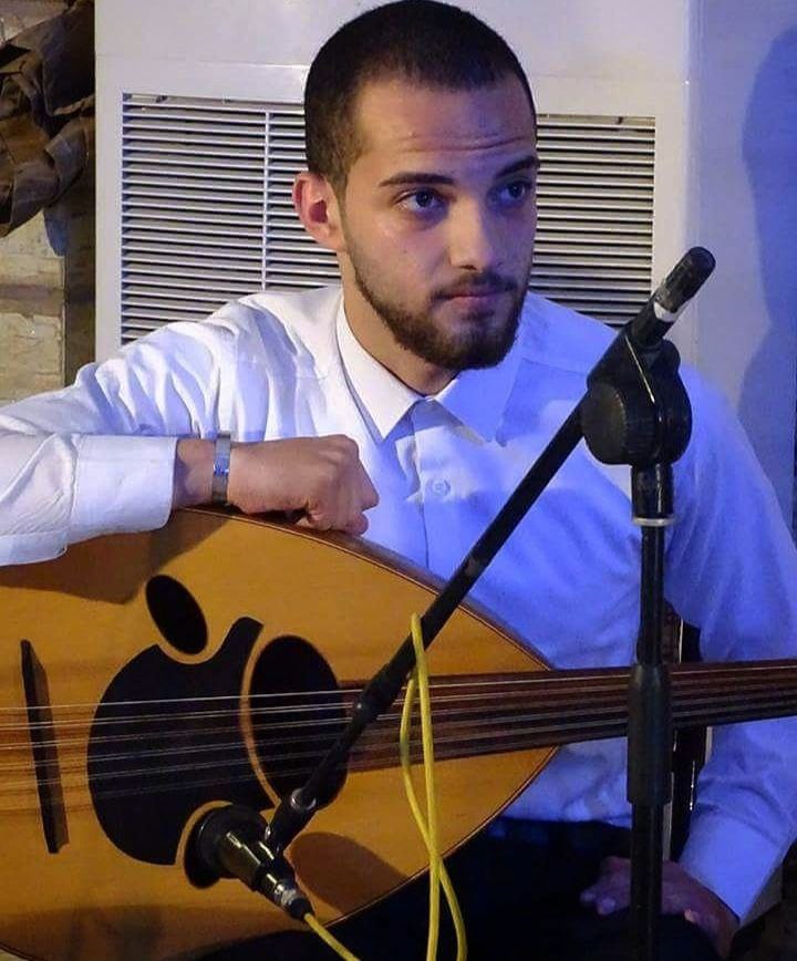 Oud Player (5)