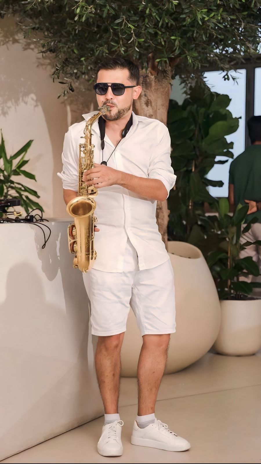 Saxophonist (8)