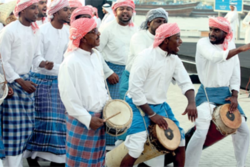 UAE Traditional Dancers (3)
