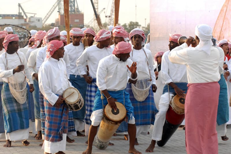 UAE Traditional Dancers (4)