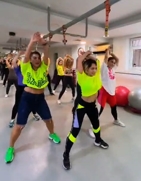 Zumba Dancers (2)